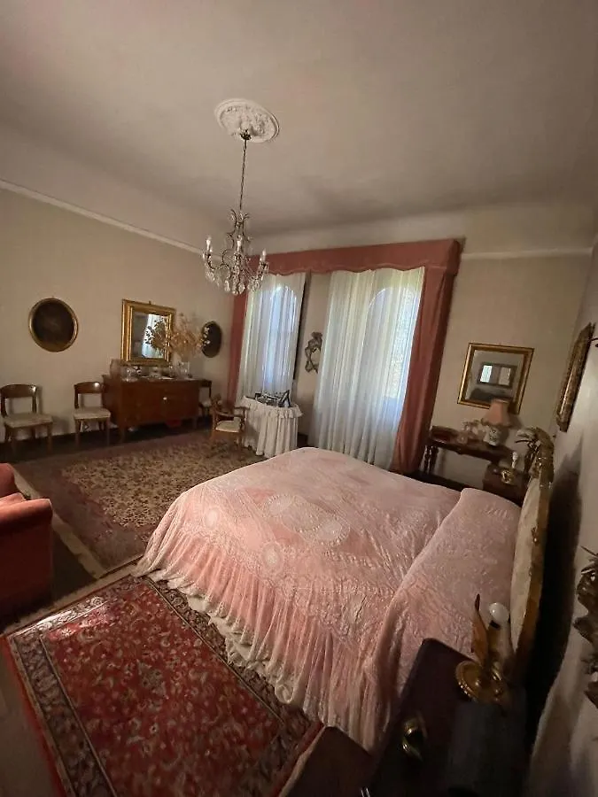 Apartamento Casa La Torre Un Castello Alle Porte Di Firenze Italia