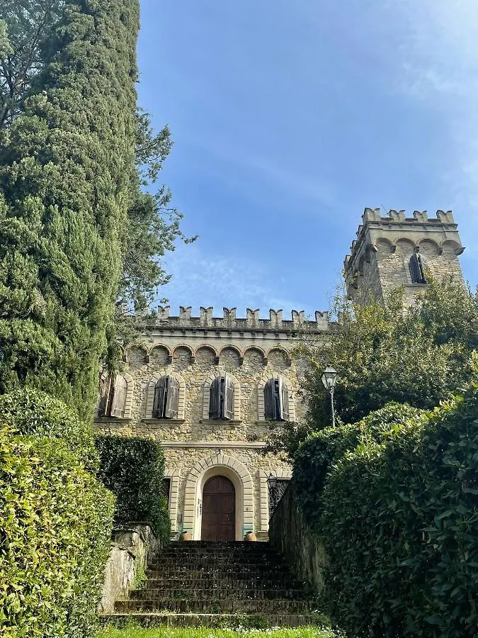 Casa La Torre Un Castello Alle Porte Di Firenze contacts